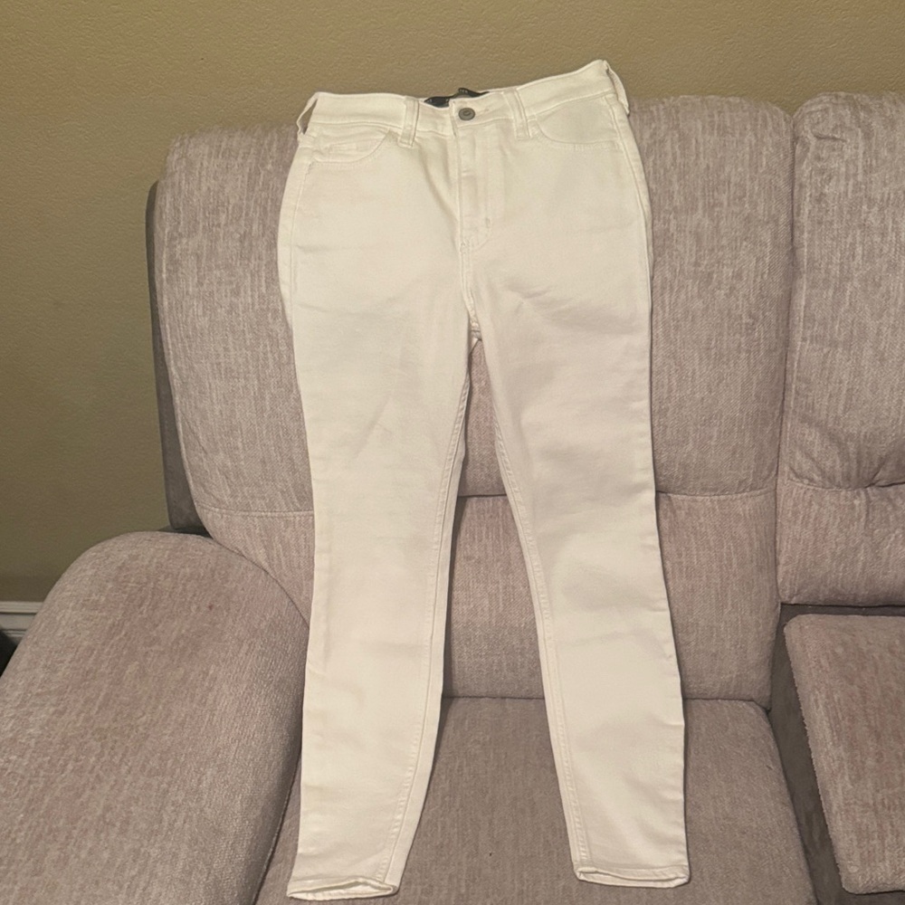 Hollister Women's Cream Skinny Jeans